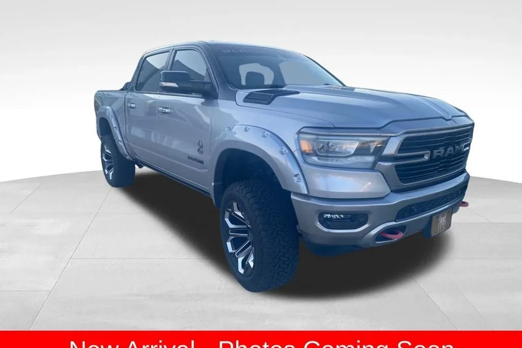 2022 Ram 1500 Laramie photo 1