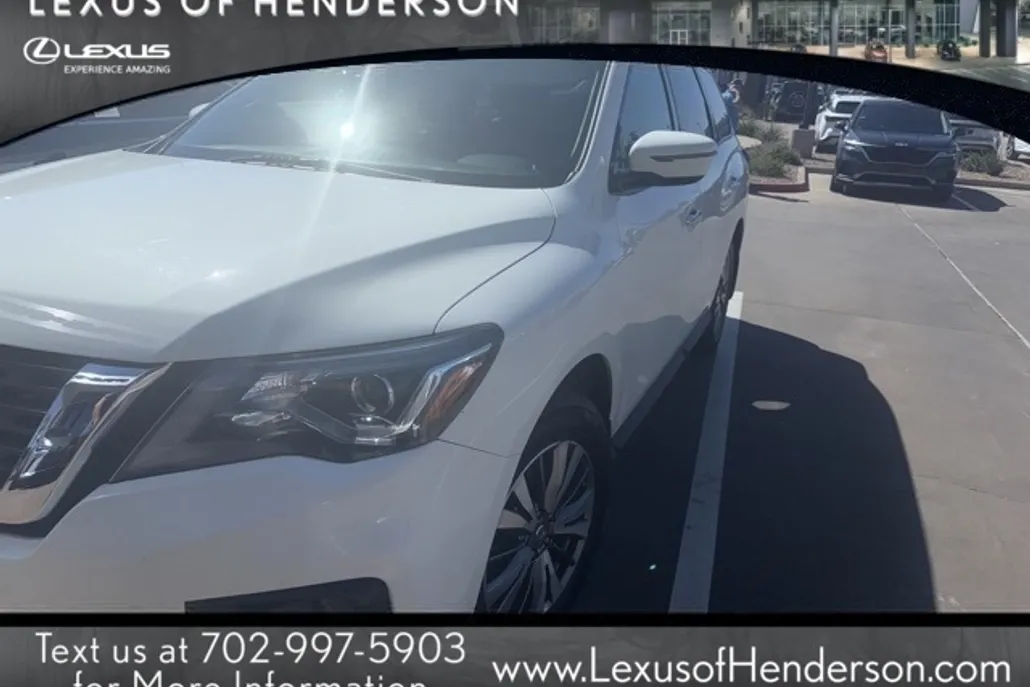 2018 Nissan Pathfinder S photo 1