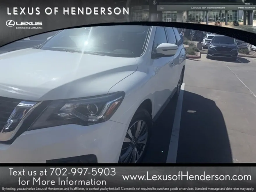 2018 Nissan Pathfinder S photo 1