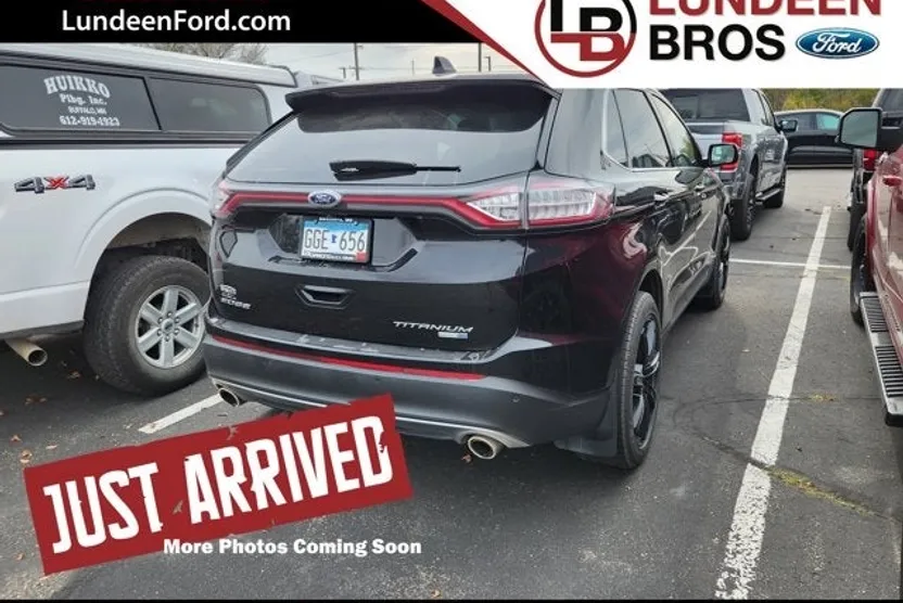 2018 Ford Edge Titanium photo 1