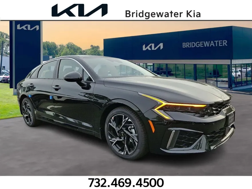 2026 Kia K5 GT-Line photo 1