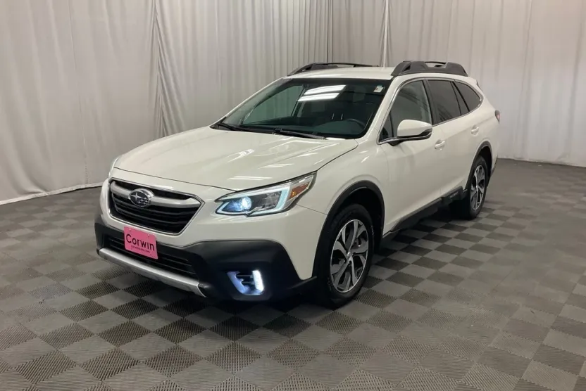 2020 Subaru Outback Limited photo 1