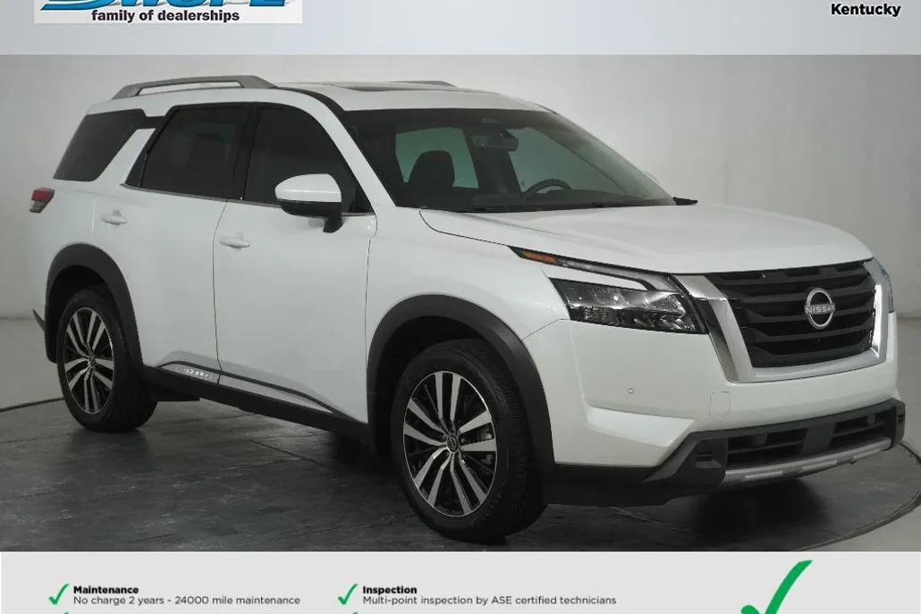 2025 Nissan Pathfinder Platinum photo 1