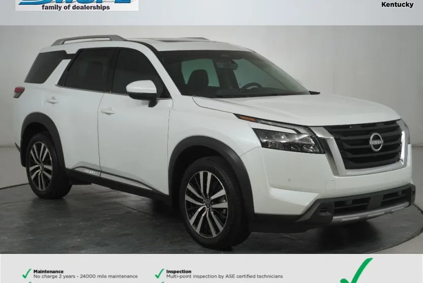2025 Nissan Pathfinder Platinum photo 1