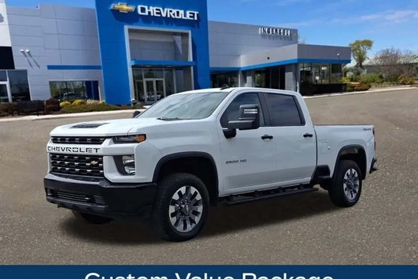 2023 Chevrolet Silverado 2500HD Custom photo 1