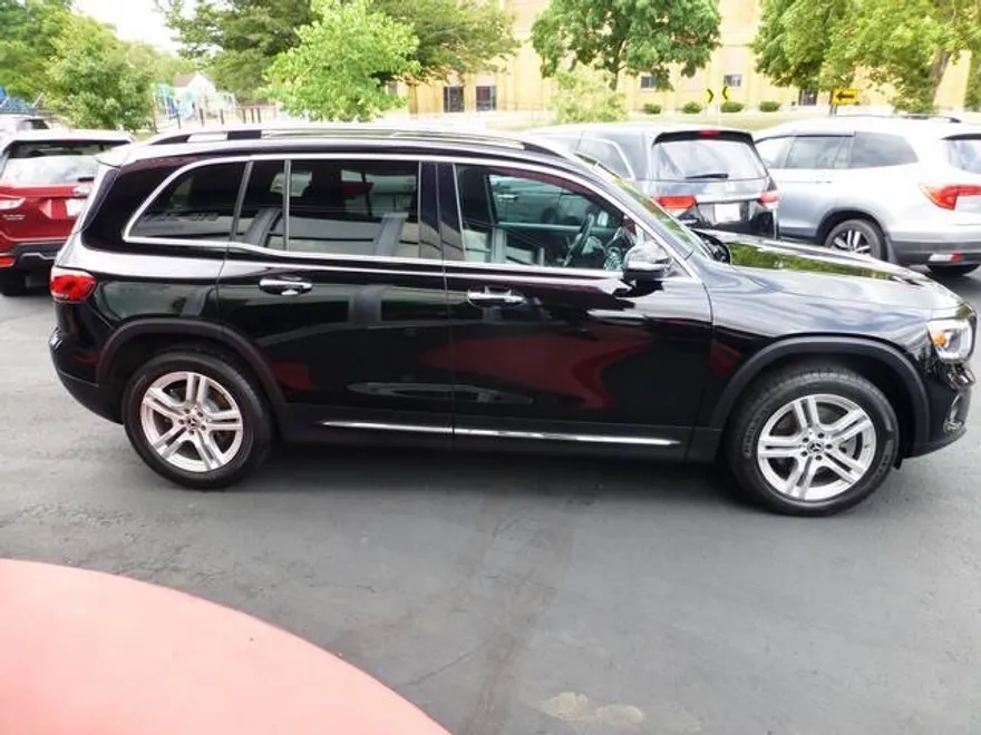 2021 Mercedes Benz GLB 250 4MATIC photo 1