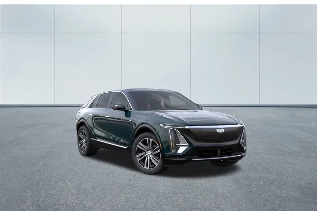 2025 Cadillac Lyriq Luxury photo 1