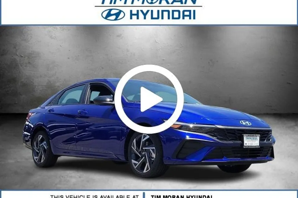 2025 Hyundai Elantra SEL Sport photo 1