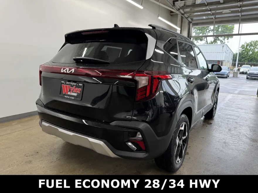 2026 Kia Seltos S photo 1