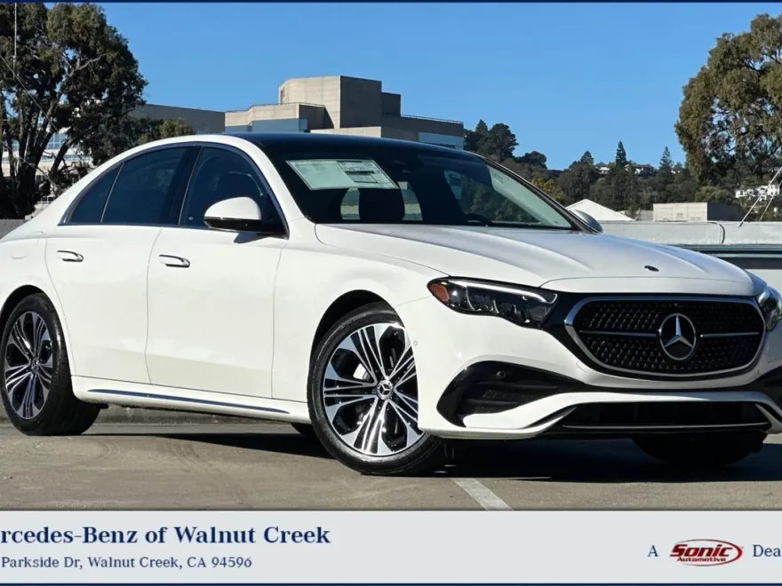 2025 Mercedes Benz E 350 4MATIC photo 1