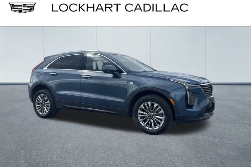 2024 Cadillac XT4 Premium Luxury photo 1