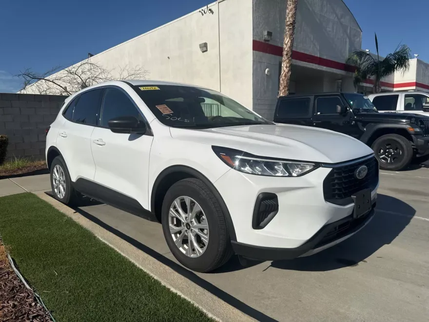 2023 Ford Escape Active photo 1