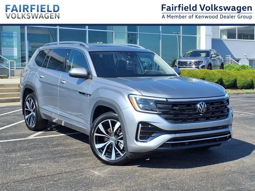 2024 Volkswagen Atlas SEL Premium R-Line photo 1