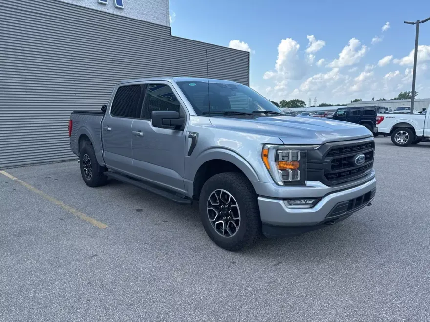 2023 Ford F-150 XLT photo 1