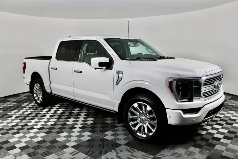 2022 Ford F-150 Limited photo 1