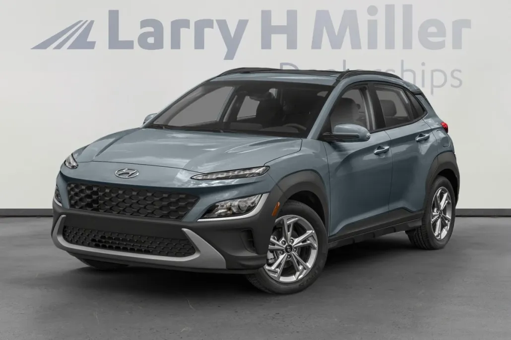 2022 Hyundai Kona SEL photo 1