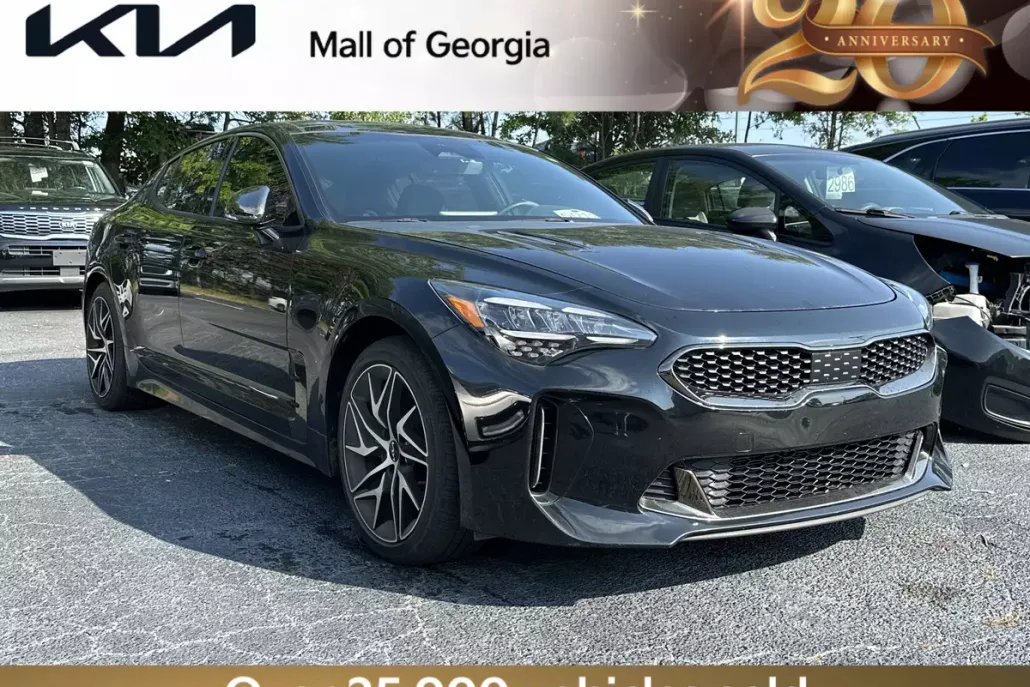 2023 Kia Stinger GT-Line photo 1