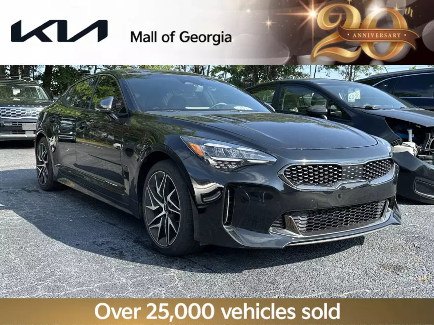 2023 Kia Stinger GT-Line photo 1