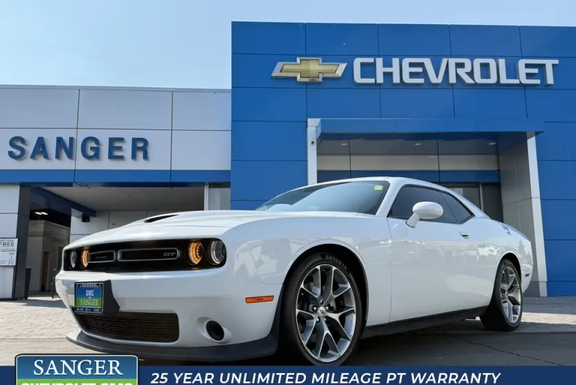 2023 Dodge Challenger GT photo 1