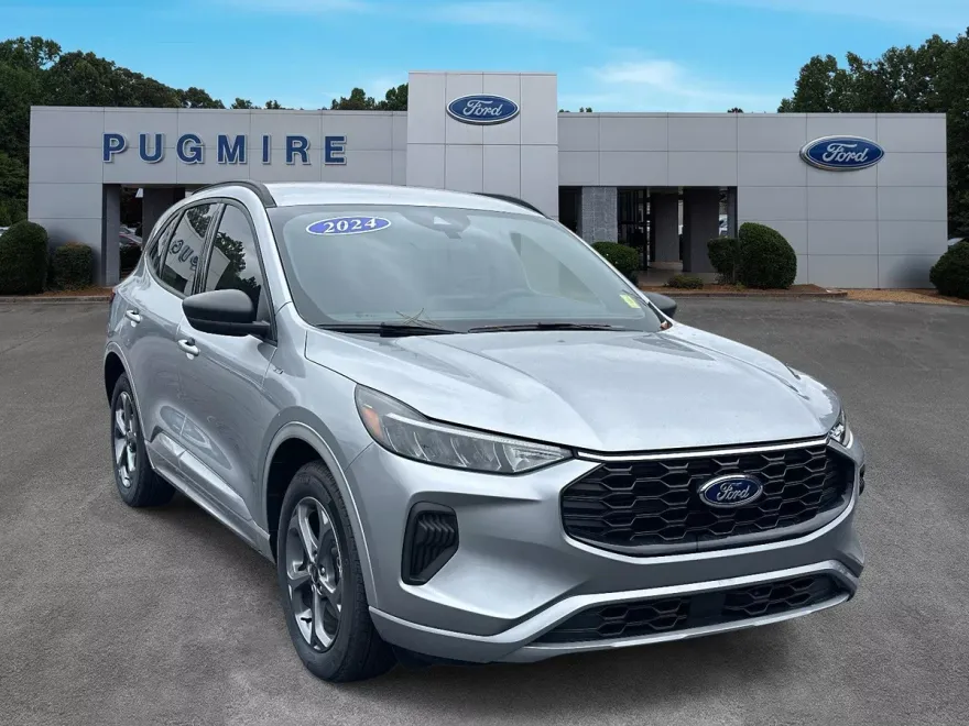 2024 Ford Escape ST-Line photo 1