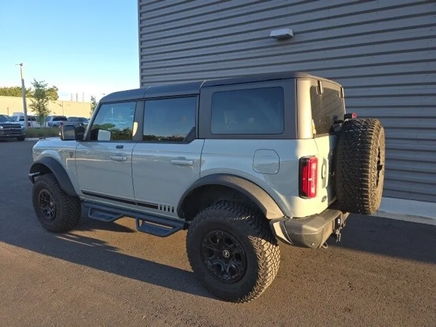 2021 Ford Bronco First Edition photo 1