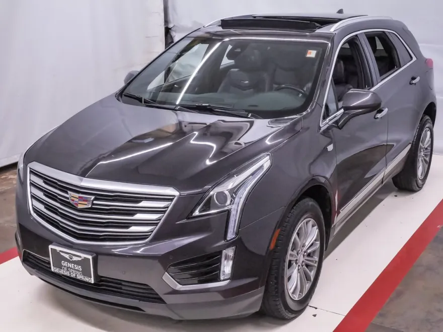 2018 Cadillac XT5 Luxury photo 1