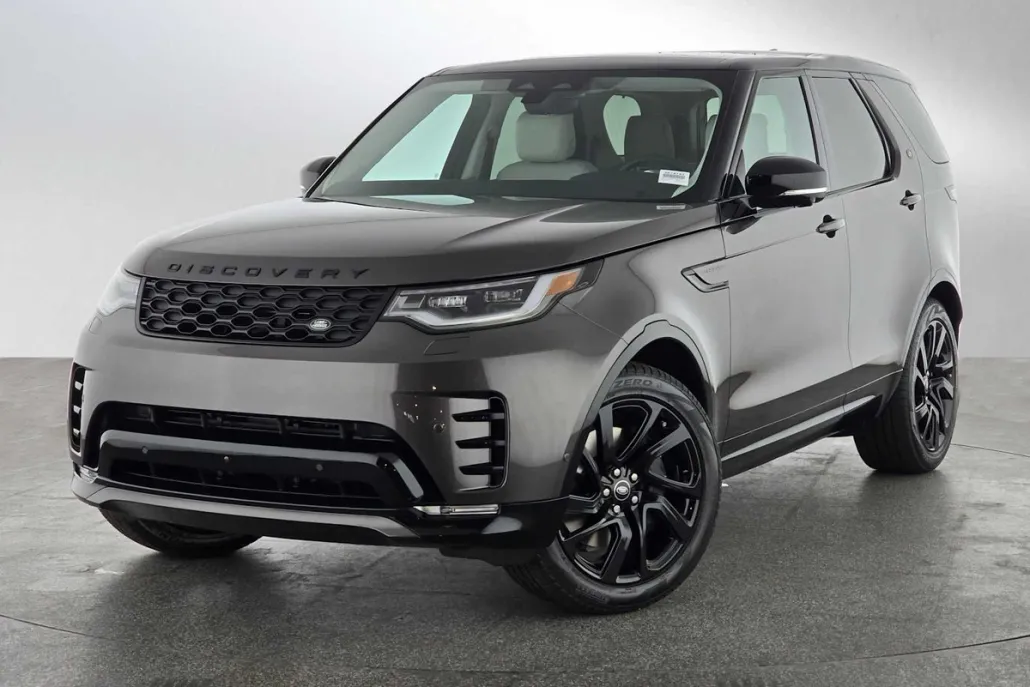 2025 Land Rover Discovery SE photo 1