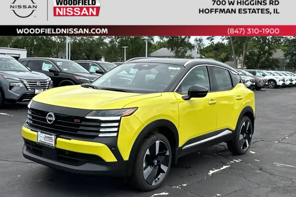 2025 Nissan Kicks SR photo 1