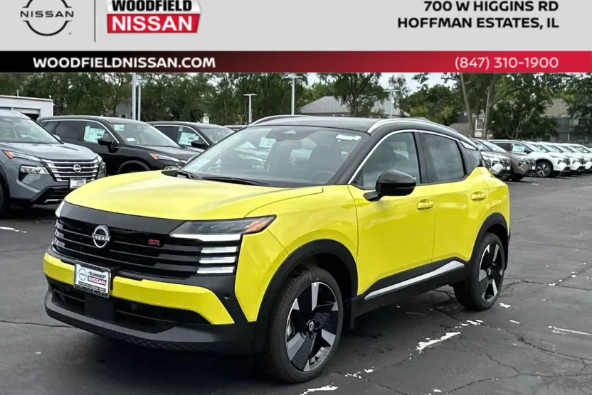 2025 Nissan Kicks SR photo 1