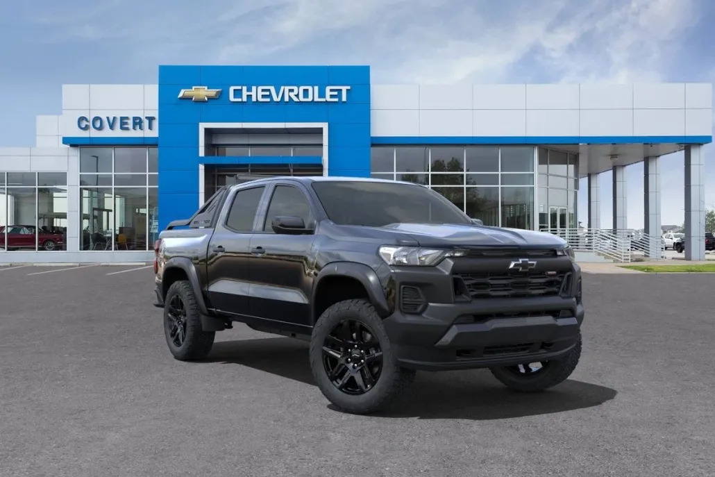 2025 Chevrolet Colorado Trail Boss photo 1