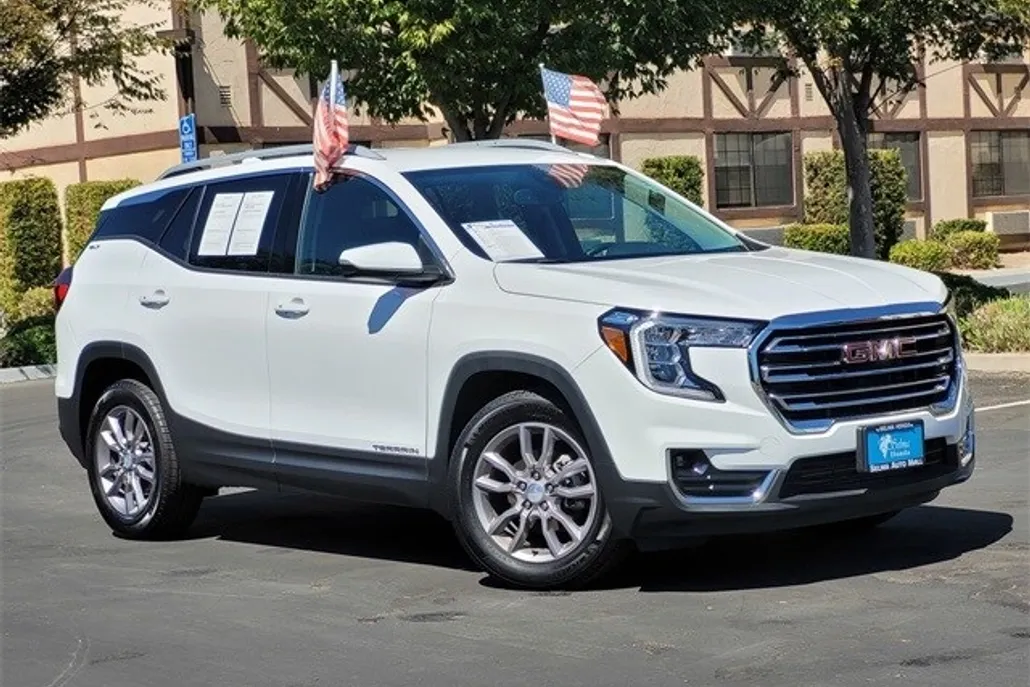 2024 Gmc Terrain SLT photo 1