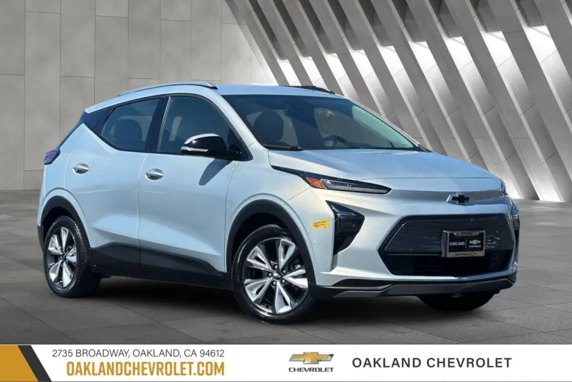 2022 Chevrolet Bolt EUV photo 1