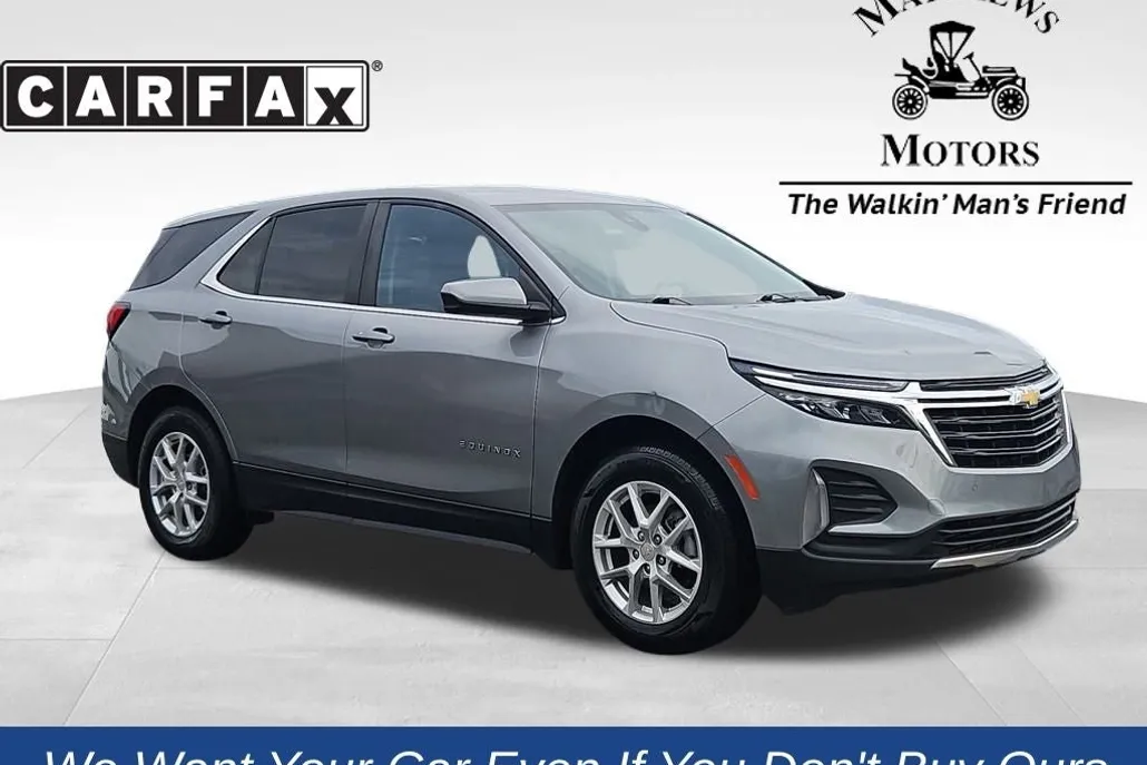 2023 Chevrolet Equinox LT photo 1