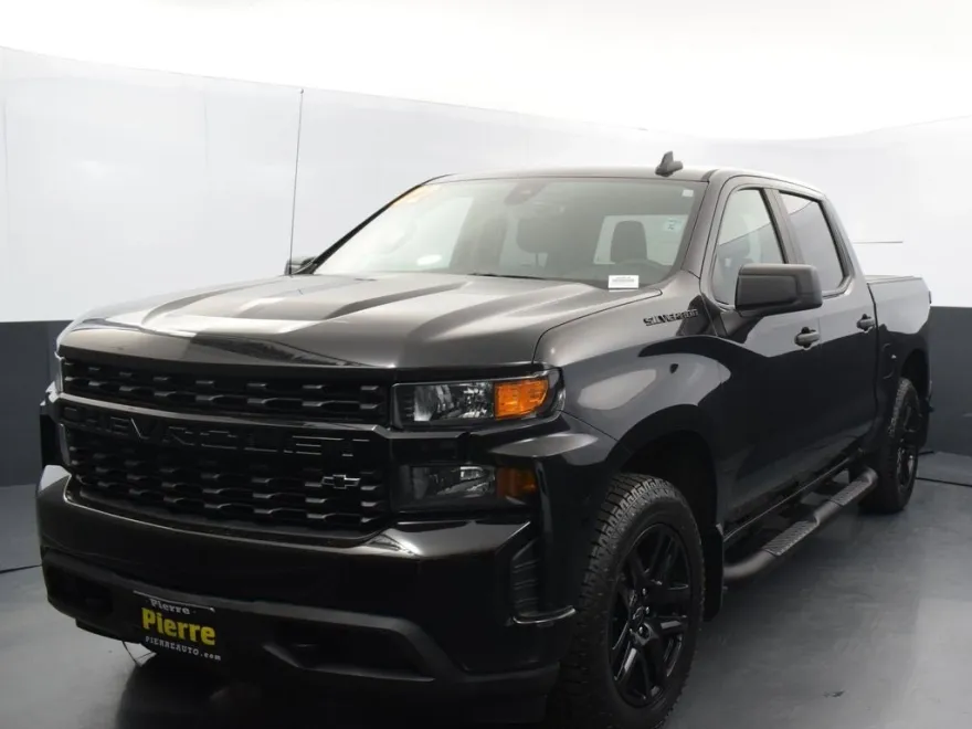 2022 Chevrolet Silverado 1500 Custom photo 1
