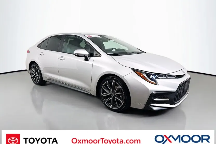 2021 Toyota Corolla SE photo 1