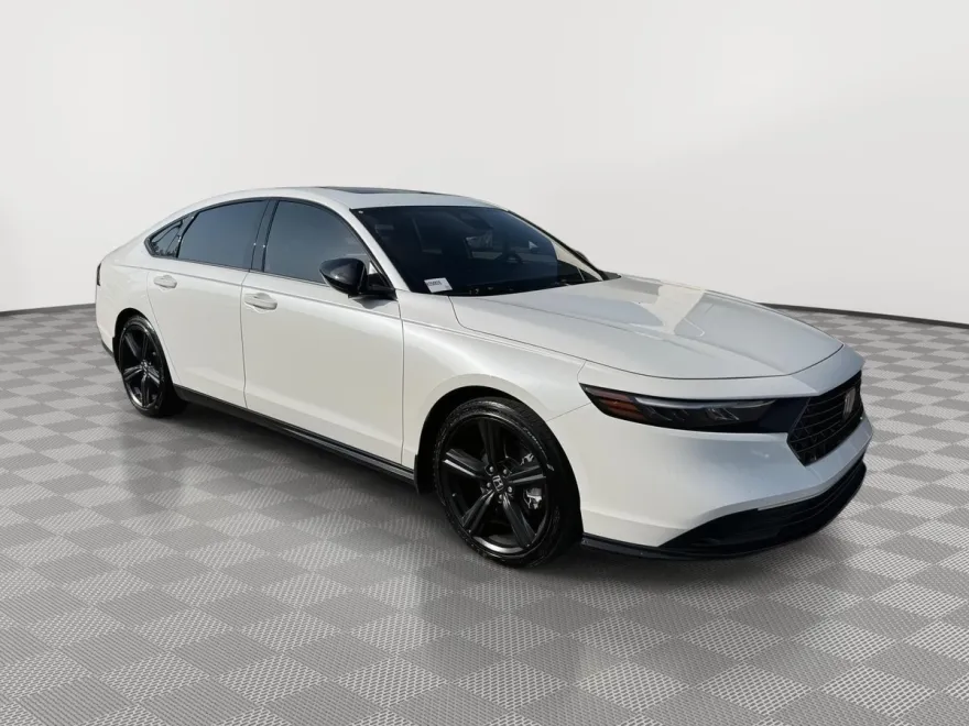 2024 Honda Accord Hybrid Sport-L photo 1