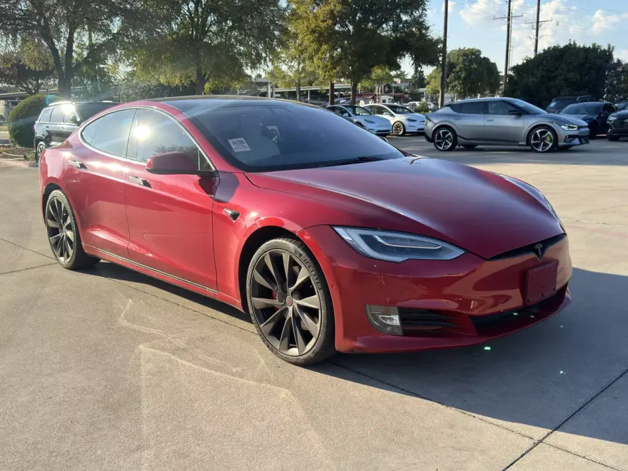 2020 Tesla Model S Performance photo 1
