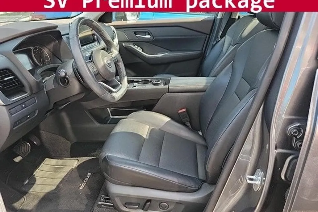 2022 Nissan Rogue SV photo 1