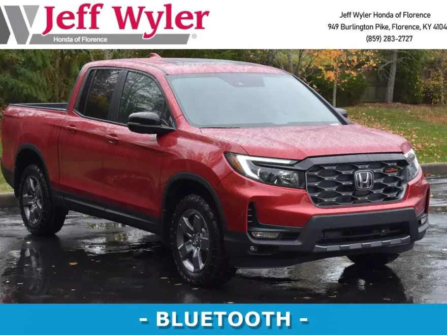 2025 Honda Ridgeline TrailSport photo 1