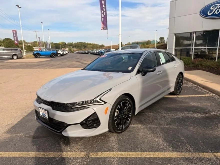 2024 Kia K5 GT-Line photo 1