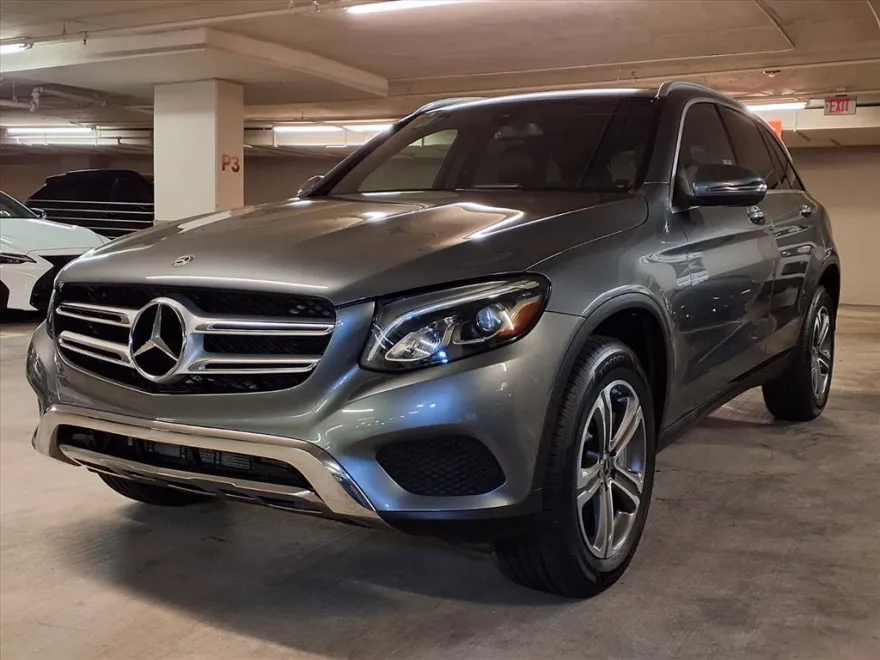 2019 Mercedes Benz GLC photo 1