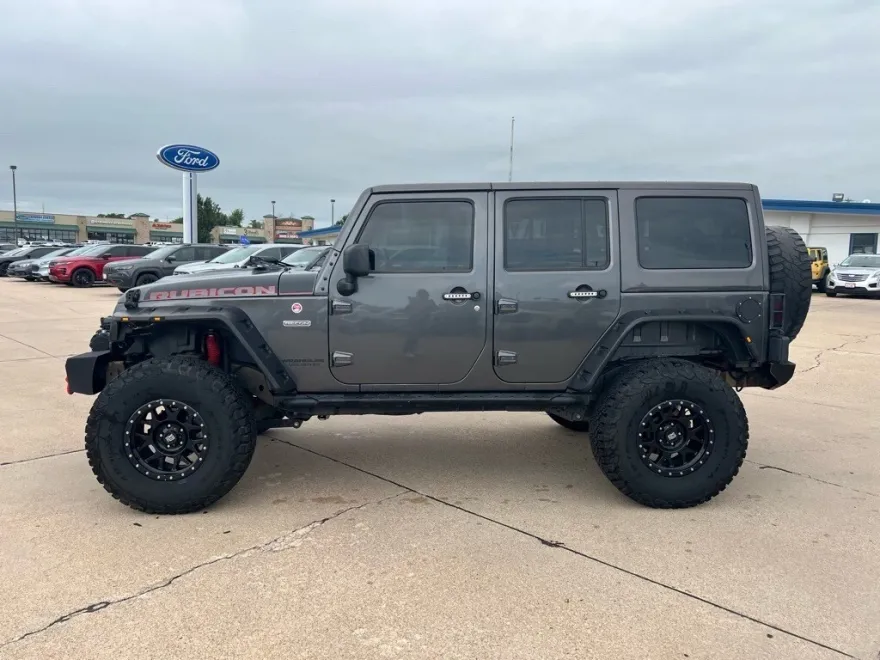 2017 Jeep Wrangler Unlimited Rubicon photo 1