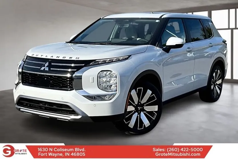 2025 Mitsubishi Outlander SE photo 1