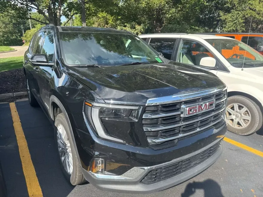 2024 Gmc Acadia Elevation photo 1