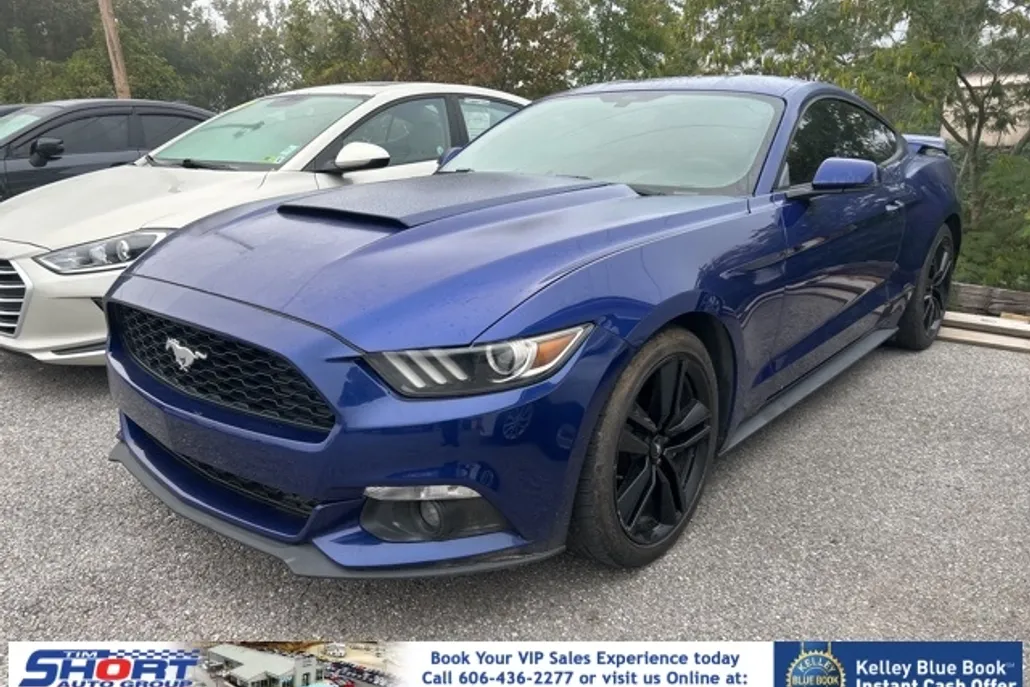 2015 Ford Mustang EcoBoost Premium photo 1