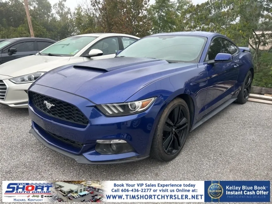 2015 Ford Mustang EcoBoost Premium photo 1