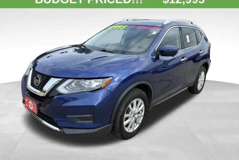 2018 Nissan Rogue SV photo 1