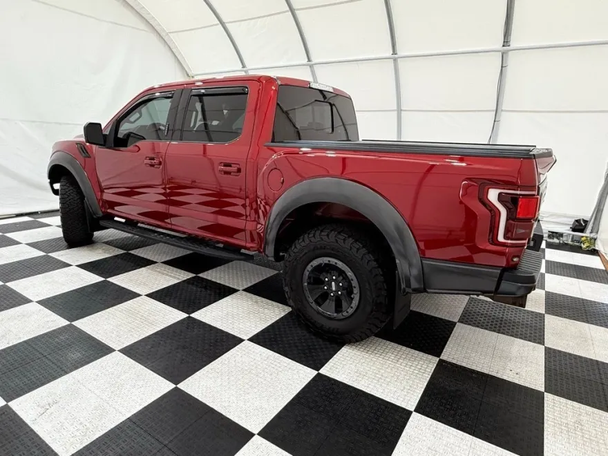 2017 Ford F-150 Raptor photo 1