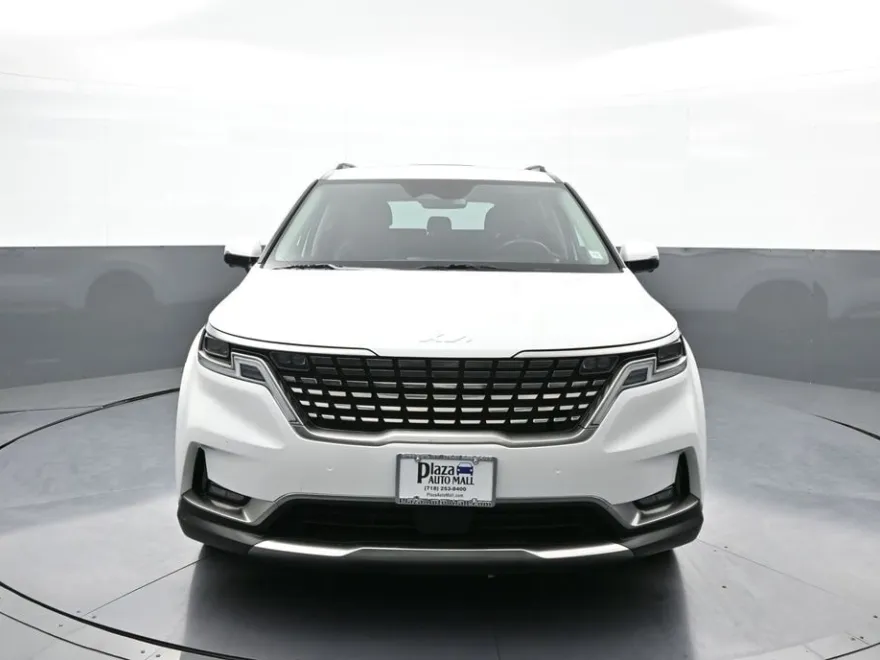2024 Kia Carnival SX Prestige photo 1
