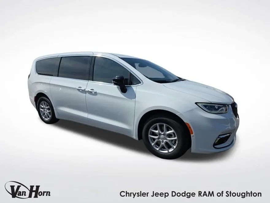 2026 Chrysler Pacifica photo 1